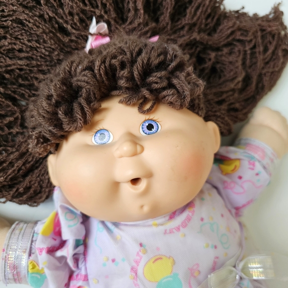 Rare 1990 First Edition Hasbro Cabbage Patch Curly Blue Eye Birthday Party Doll - Picture 5 of 16